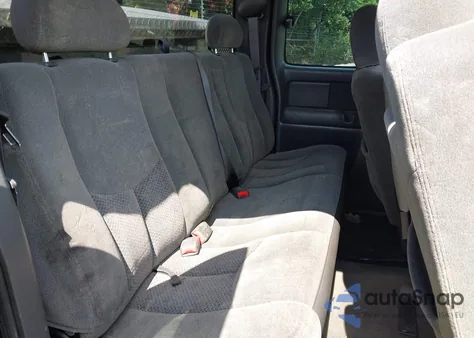 2004 Chevrolet Silverado 1500 Ls from USA, damaged, VIN 1GCEK19T94E293005